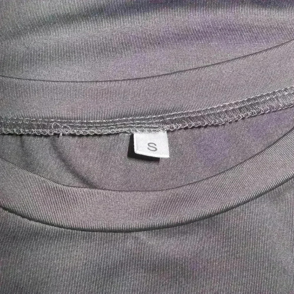 Amazon gray t-shirt - S - Picture 2 of 2